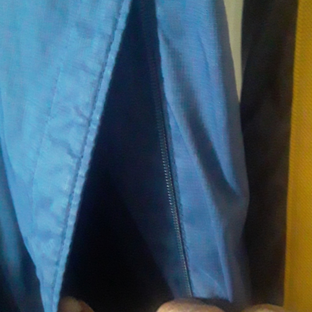 Men light weight jacket - Picture 3 of 5